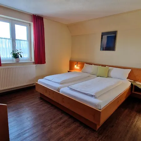 Autenrieder Gaestehaus Schlossbraeu 3* איכנהאוזן