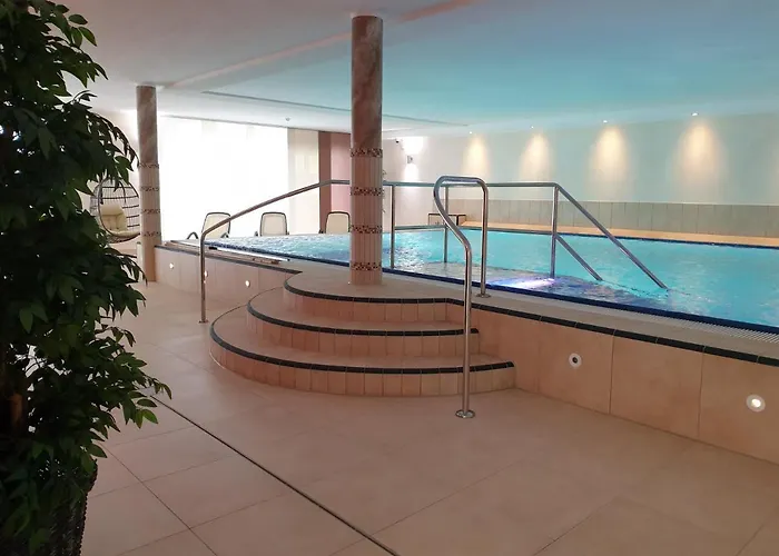 Autenrieder Gaestehaus Schlossbraeu Hotel 3*