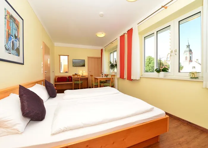 Autenrieder Gaestehaus Schlossbraeu 3* Ichenhausen