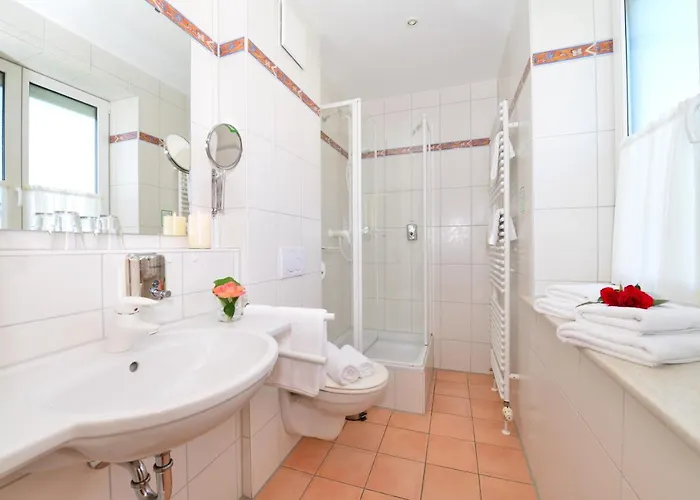 Autenrieder Gaestehaus Schlossbraeu 3* Ichenhausen