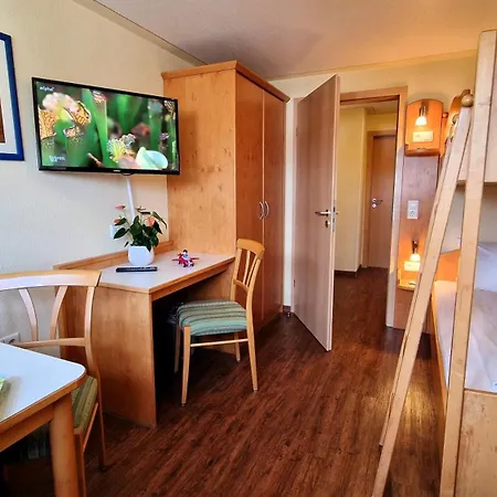 Autenrieder Gaestehaus Schlossbraeu Hotel 3*
