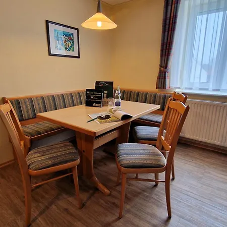 Autenrieder Gaestehaus Schlossbraeu Hotel Ichenhausen