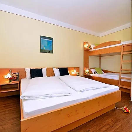 Autenrieder Gaestehaus Schlossbraeu Hotel 3*