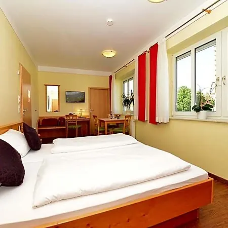 Hotel Autenrieder Gaestehaus Schlossbraeu