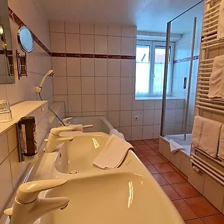 Autenrieder Gaestehaus Schlossbraeu Hotel Ichenhausen