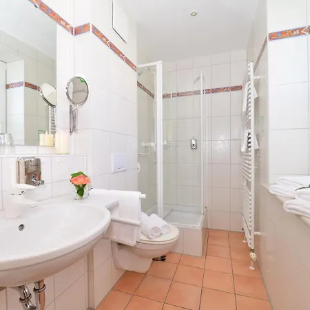 Autenrieder Gaestehaus Schlossbraeu 3* Ichenhausen