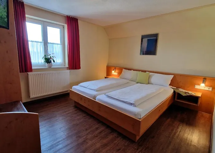 Autenrieder Gaestehaus Schlossbraeu 3* Ichenhausen